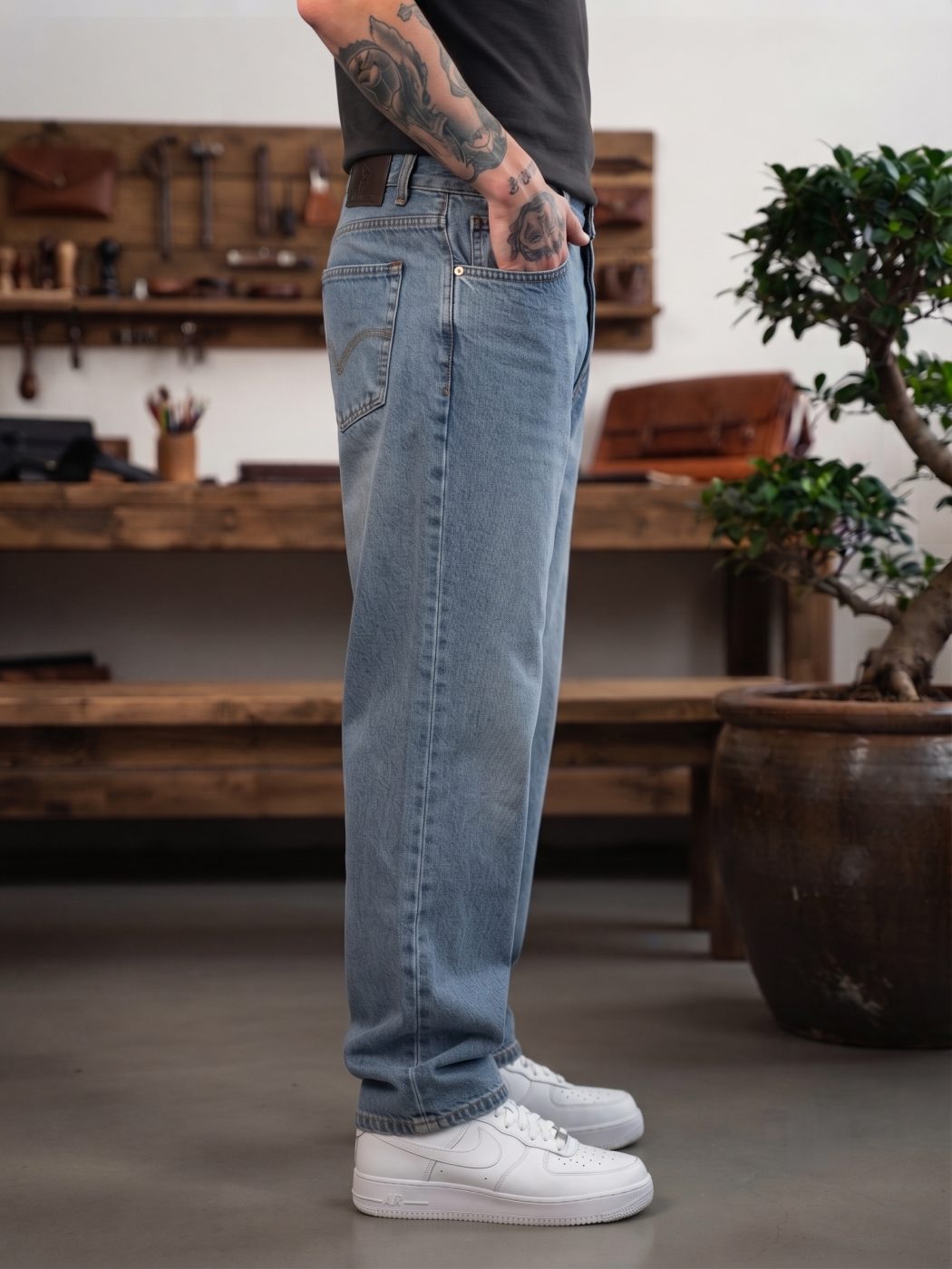 Bemount Bemount 90s Core Baggy Jeans in Mid Blue, side view
