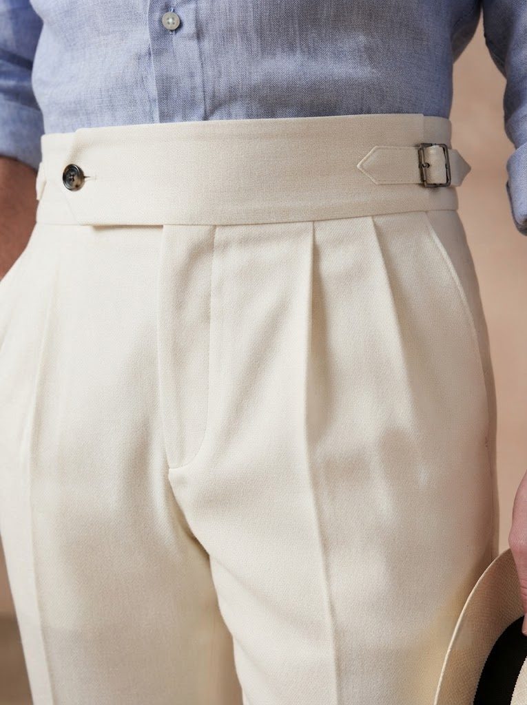 Amalfi Ecru Gurkha Trouser, waist view