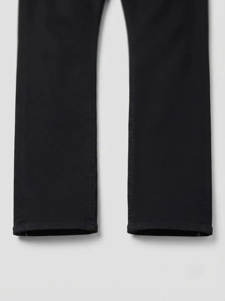 Bemount Bemount Jet Black Rigid Regular Jeans in Jet Black, hem view